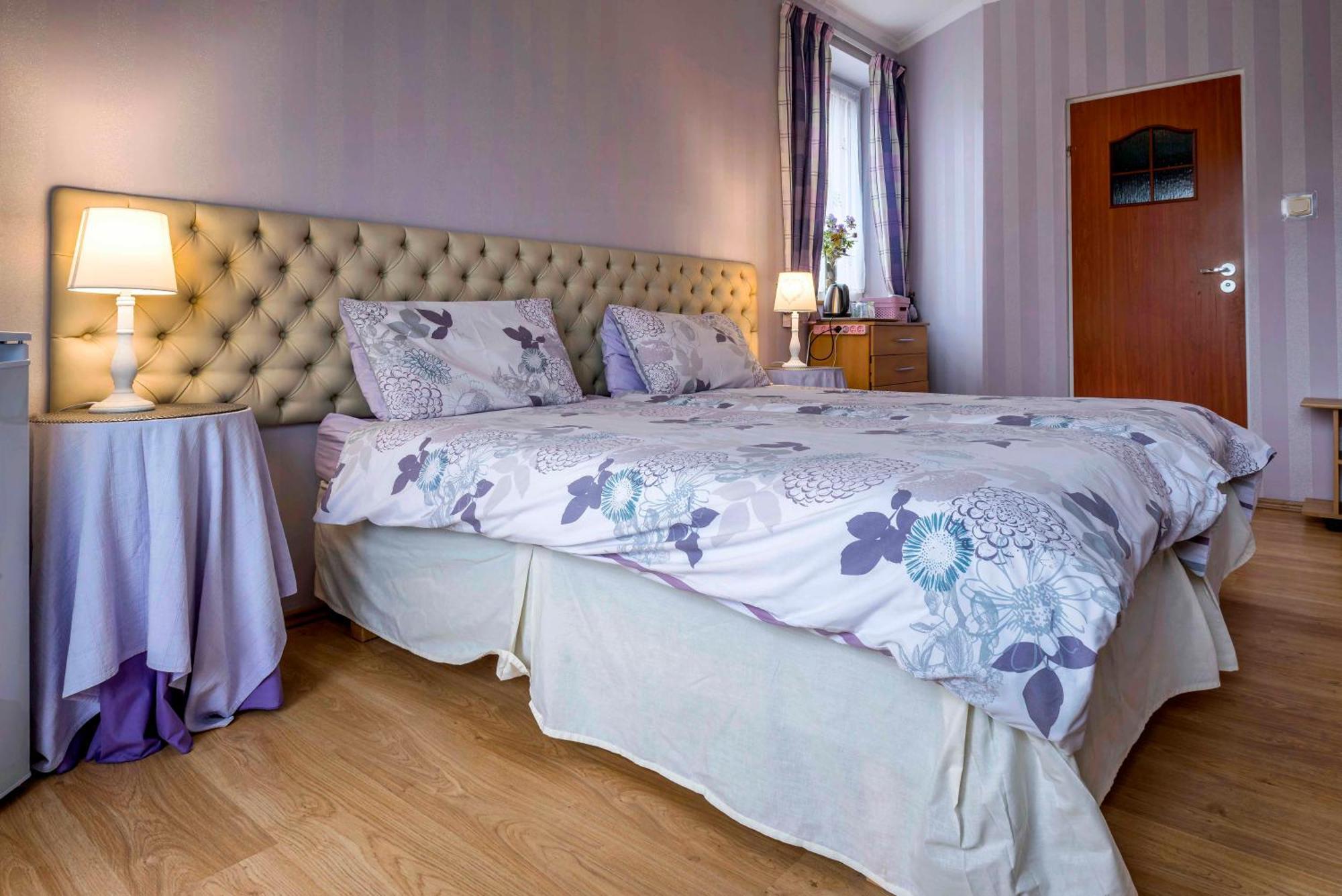 Pensjonat Nad Jeziorem Lakeside Brodnica Dolna Bagian luar foto
