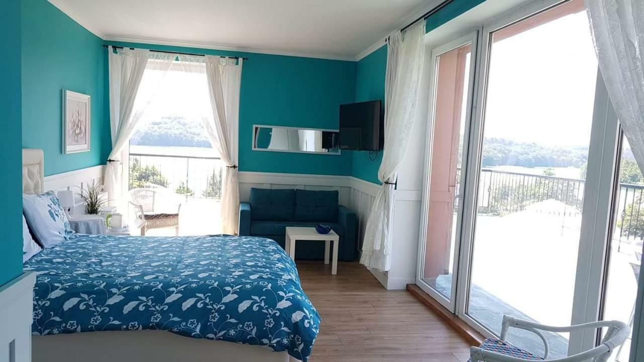 Pensjonat Nad Jeziorem Lakeside Brodnica Dolna Bagian luar foto